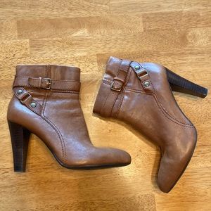 Nine West 4” Leather Ankle Boot “ANNAH” ~ size 8 M